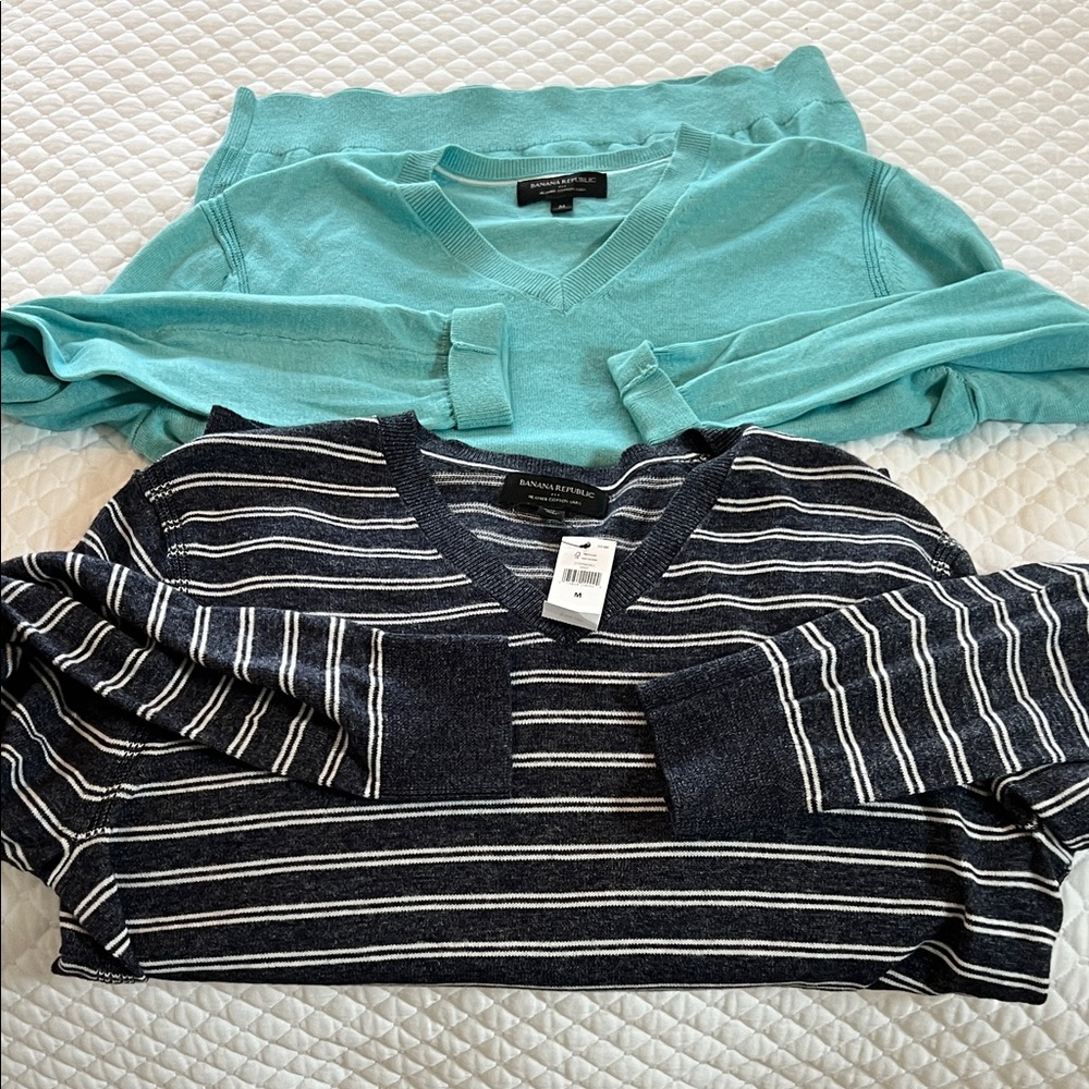 NWT Banana Republic Teal and Navy Striped V-Neck Sweater Duo